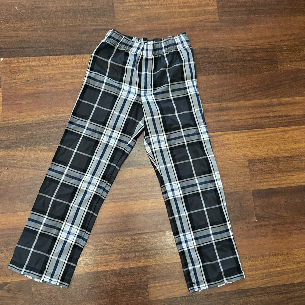 Old Navy Black and Gray Plaid PJ pants